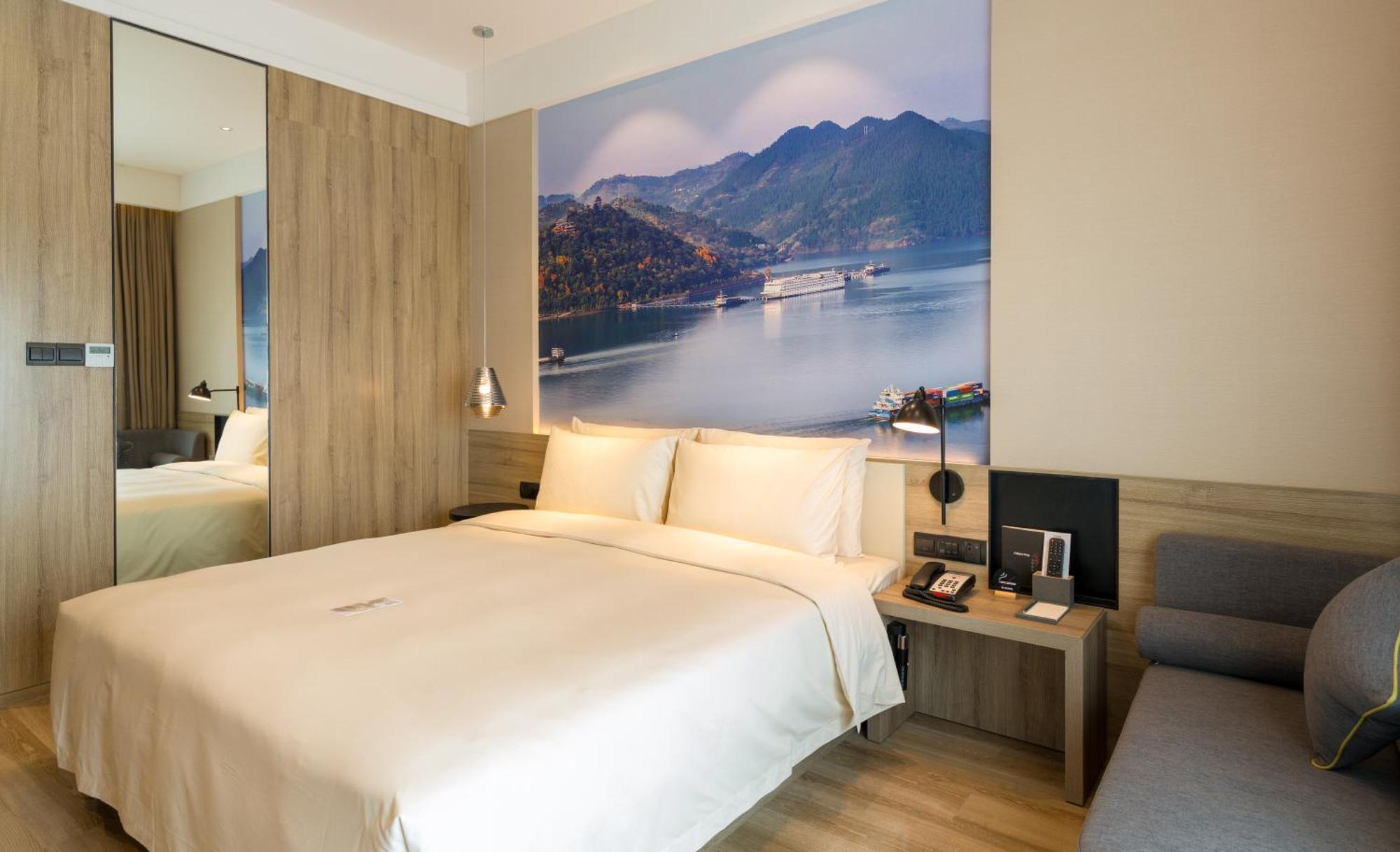 Atour Hotel Chongqing Hongyadong Riverview ภายนอก รูปภาพ